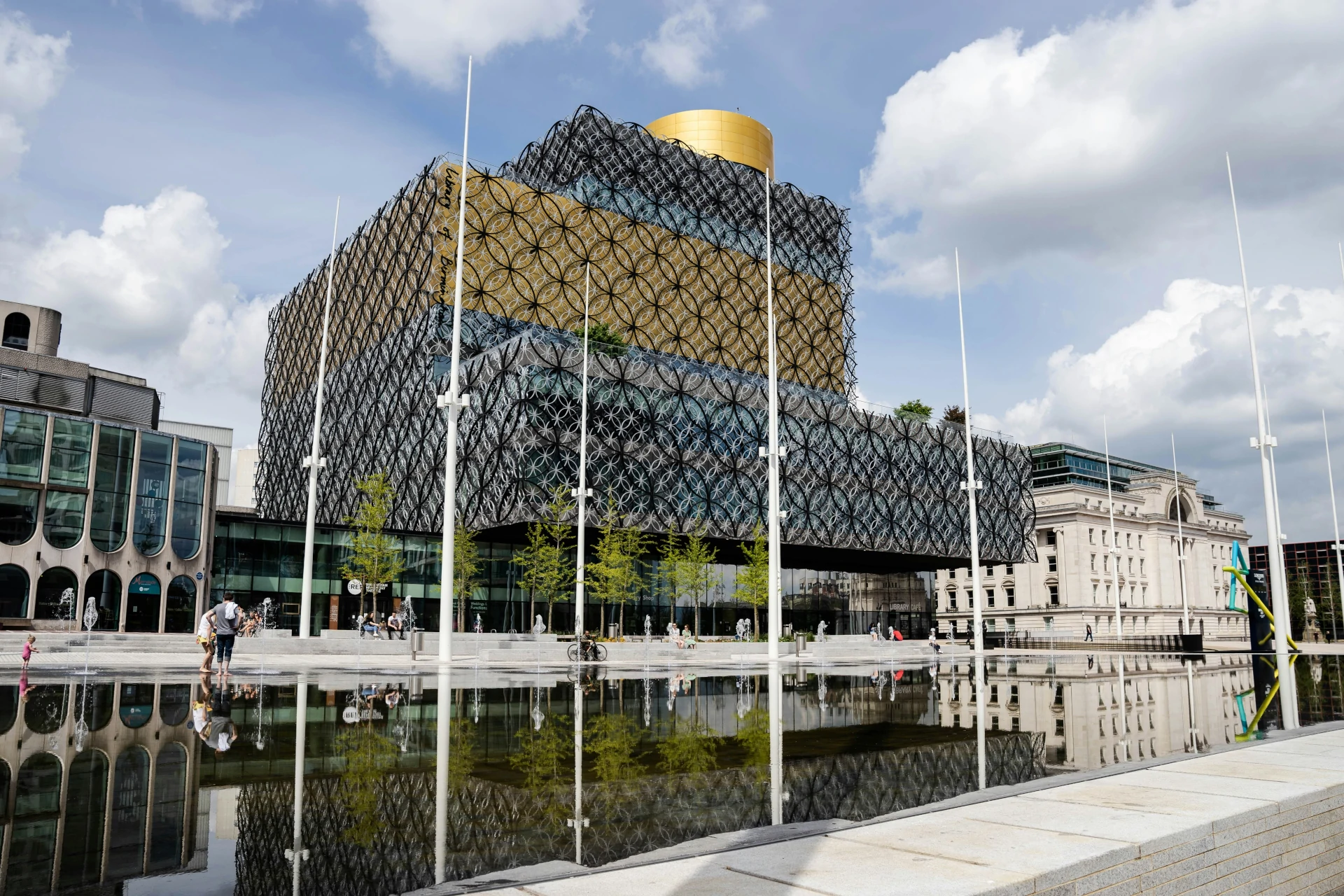 An image of the Birmingham Library.